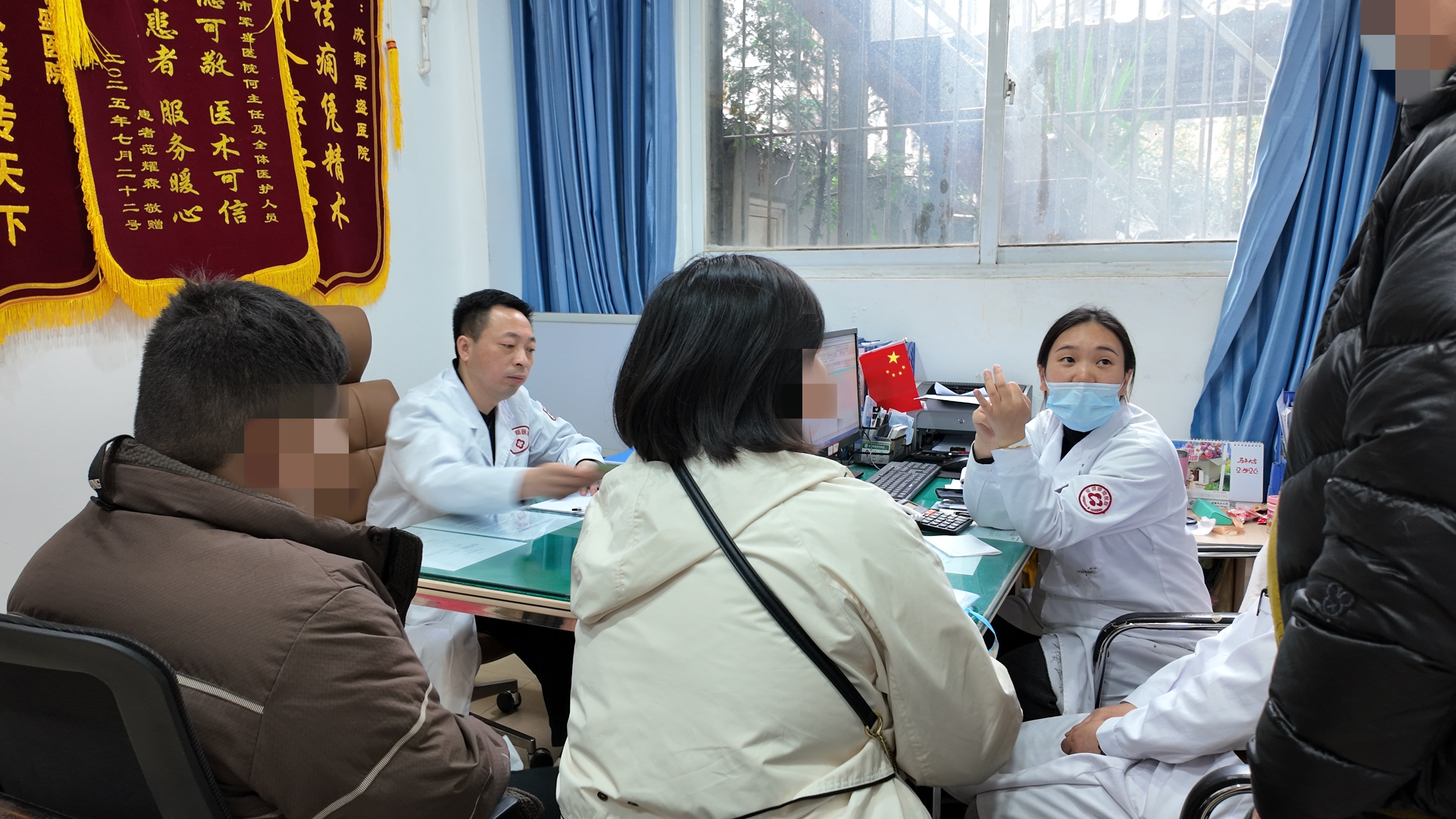 李恩主任依托成都军盛医院2026癫痫诊疗体系6.0守护少儿成长之路 李恩主任依托成都军盛医院2026癫痫诊疗体系6.0守护少儿成长之路